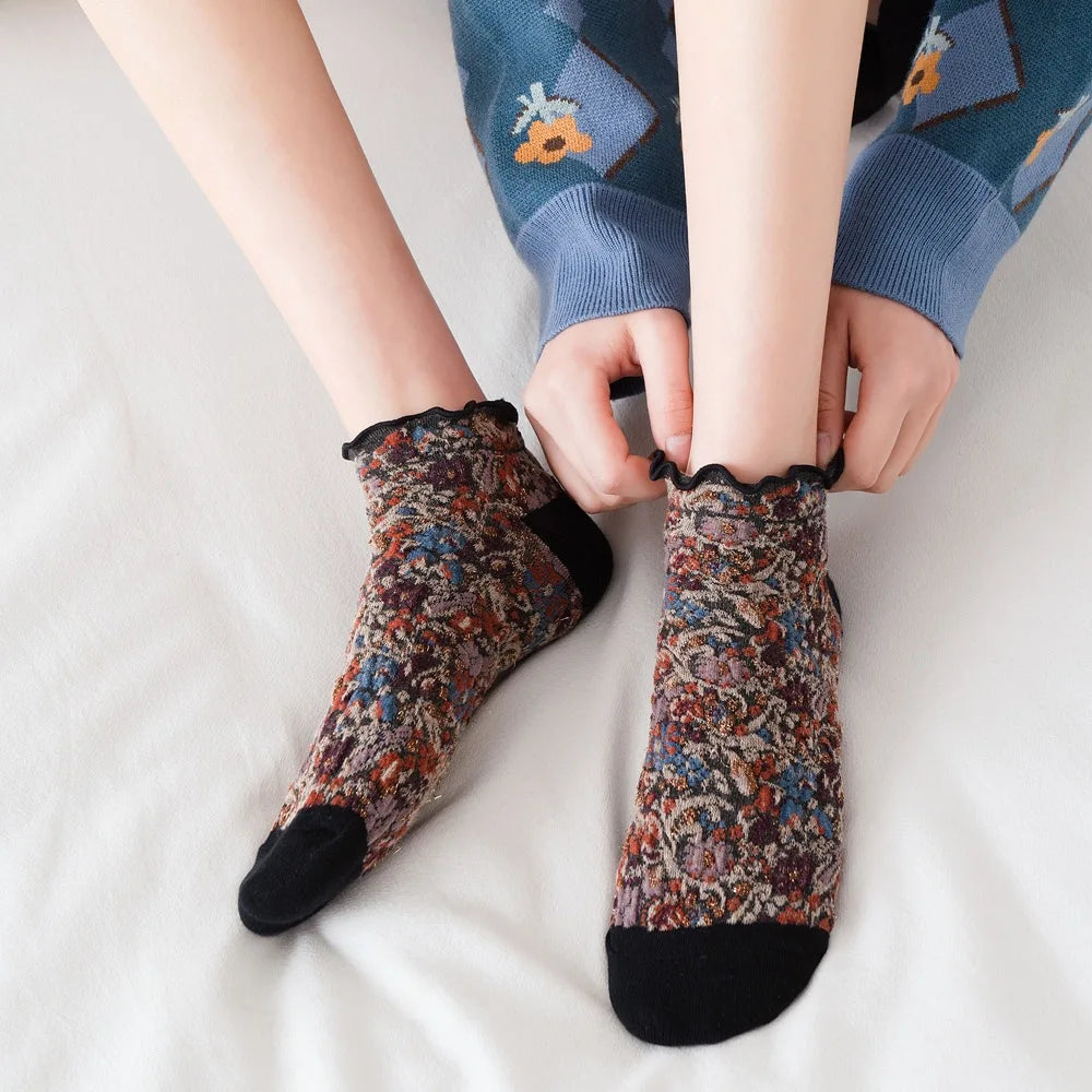 Dark Academia Ruffle Floral Embroidery Ankle Socks