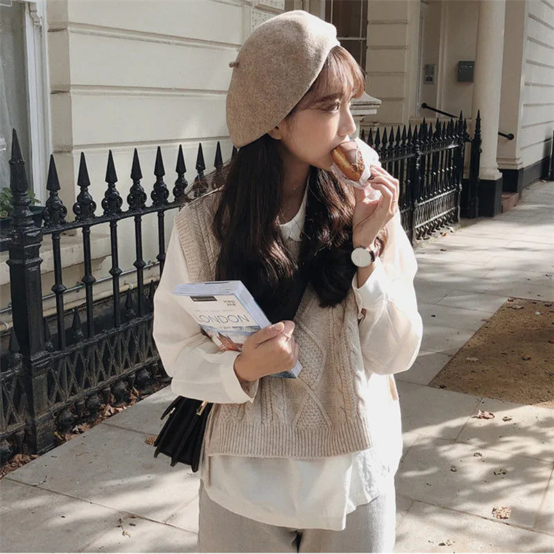 Dark Academia Lace Up Vest - Short Warm Sweater