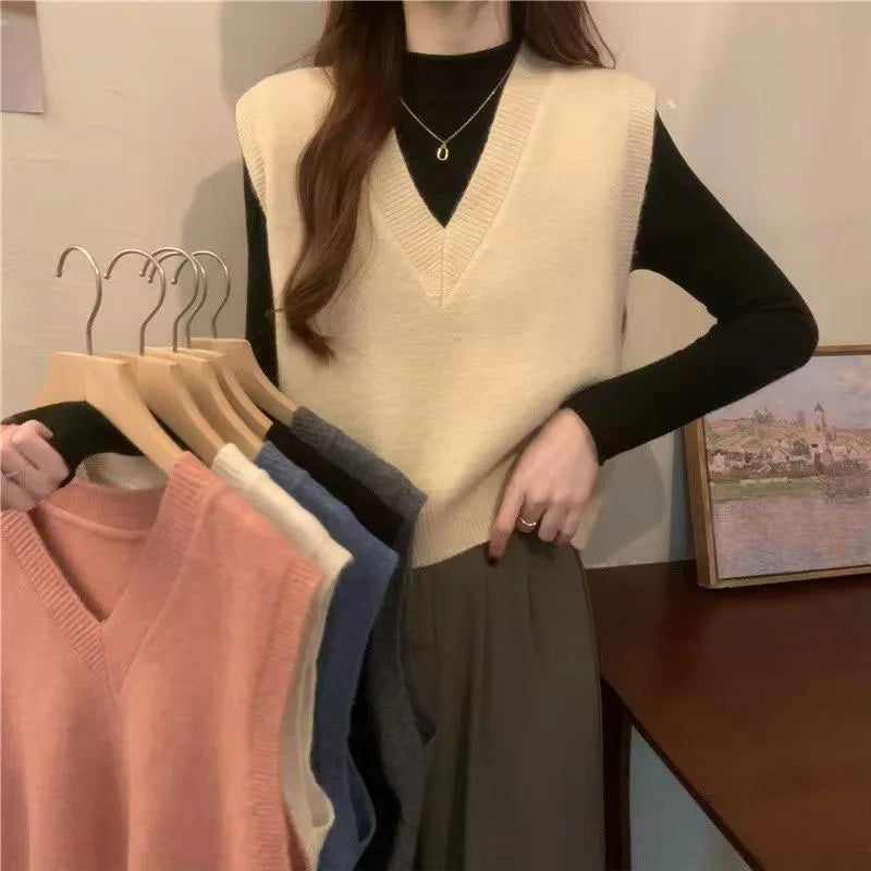 Dark Academia Vintage Knitted Vest - V-Neck Chic