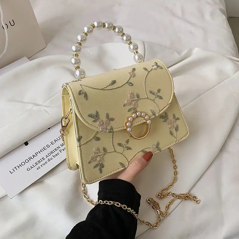 Dark Academia Shell Beads Lace Wedding Clutch