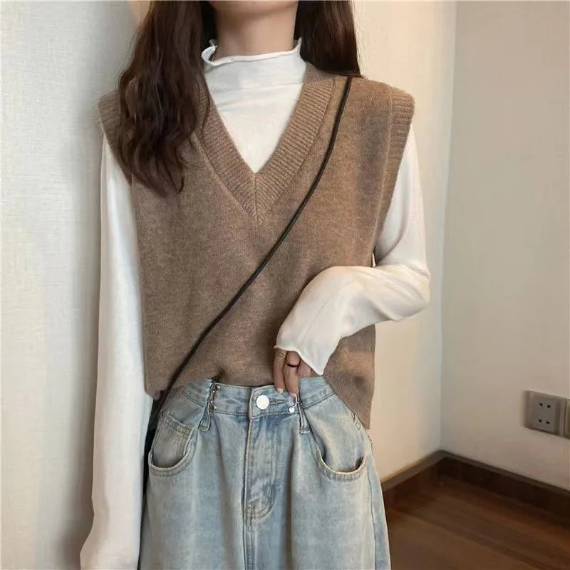 Dark Academia Vintage Knitted Vest - V-Neck Chic