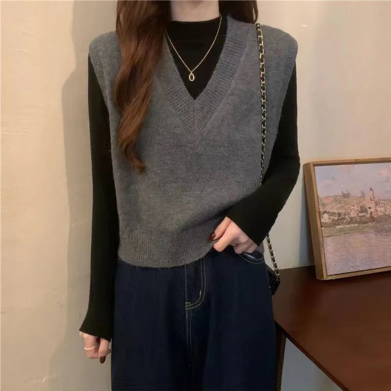 Dark Academia Vintage Knitted Vest - V-Neck Chic