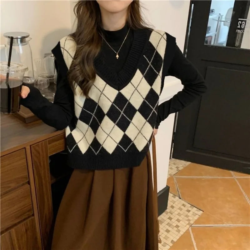 Dark Academia Plaid Vest - Cozy Tender Preppy