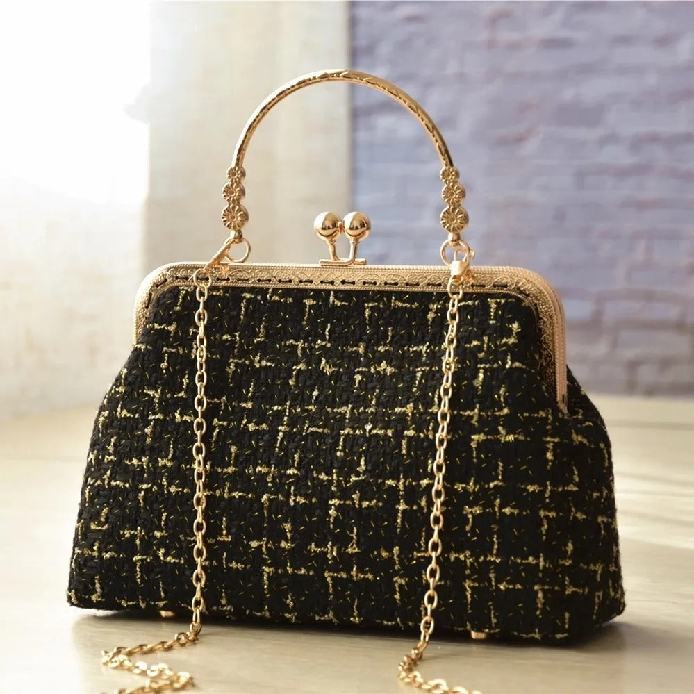 Dark Academia Vintage Shell Fringe Handle Bag
