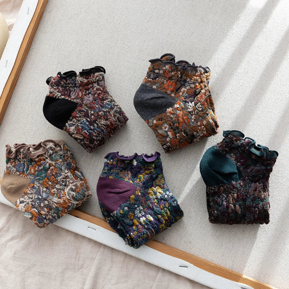 Dark Academia Ruffle Floral Embroidery Ankle Socks