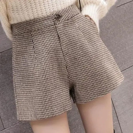 Dark Academia Houndstooth Shorts - Vintage Warm